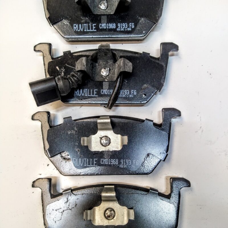 BALATA DISCO DELANTERA SEAT IBIZA 2018-2023 LEON 2018-2019 VOLKSWAGEN GOLF 2013-2018 SEAT TRUCK ARONA 2018-2023 AUDI A3 2014-2016