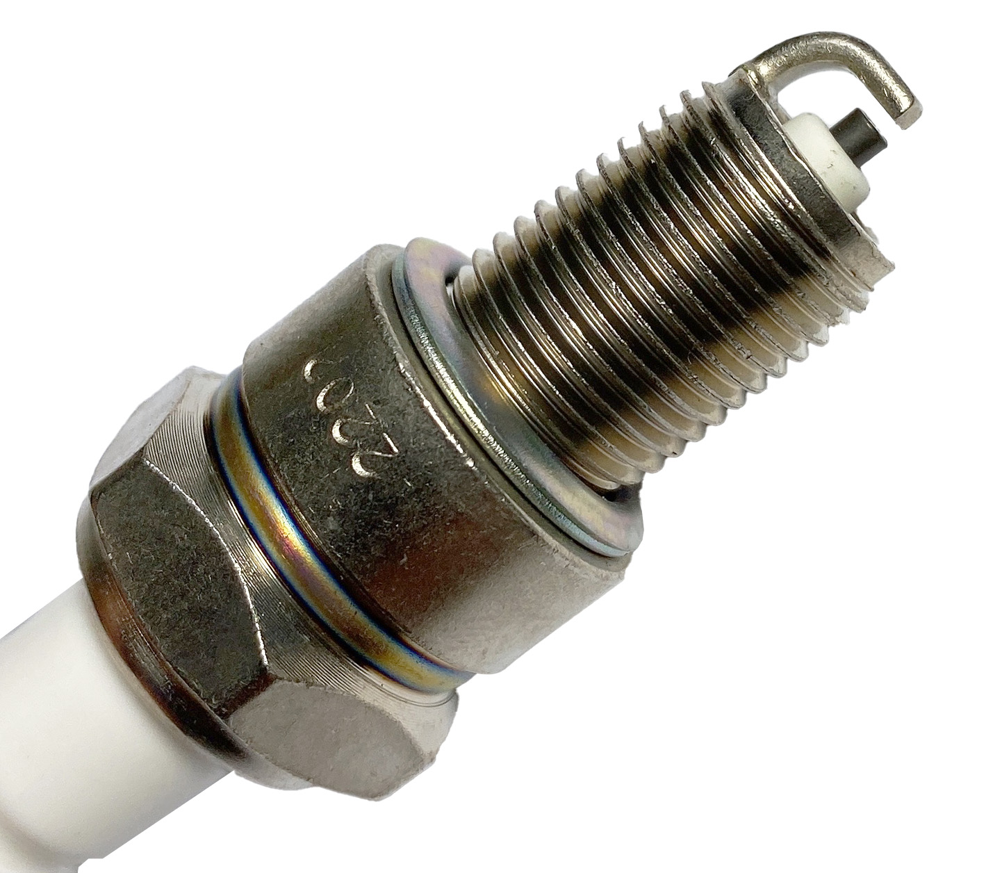 BUJIA COBRE VOLKSWAGEN JETTA 4L 1.8 LTS 1988-1992 POINTER 4L 1.8 LTS 1998-2000 GOLF 4L 1.8 LTS 1987-1992 NISSAN TSURU 4L 1.5 LTS 1984-1987 TSURU I 4L 1.6 LTS 1987-1992 CH7P-8