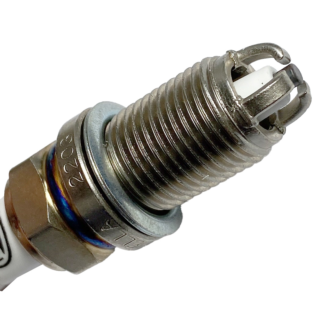 BUJIA NIQUEL VOLKSWAGEN JETTA 4L 2.0 LTS 2000 -2009 JETTA CLASICO 4L 2.0 LTS 2010-2015 POLO 4L 2.0 LTS 2003-2006 BEETLE 4L 2.0 LTS 1998-2001 SEAT IBIZA 4L 1.6 LTS 2001-2008 IBIZA 4L 2.0 LTS 2003-2015 3 ELECTRODOS YM8RCS5-10T