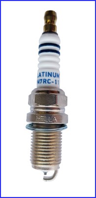 BUJIA PLATINO NISSAN TSURU III 4L 1.6 LTS 1993-2017 TSURU GSR 2000 4L 2.0 LTS 1993-2001 SENTRA 4L 1.6 LTS 1996-2000 SENTRA 4L 2.0 LTS 1996-2001 TOYOTA YARIS 4L 1.5 LTS 2006-2016 DODGE ATTITUDE 4L 1.4 LTS 2006-2011 PM7RC-11